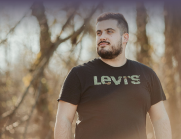 Óriás-Shop nagyméretű férfi ruhák és női, férfi cipők boltja