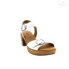 gabor 44.764.21 fehér nőı szandál 44