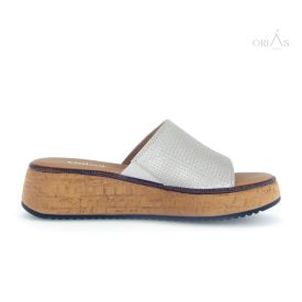 Gabor 62 820 61 női bézs papucs 42 1/2